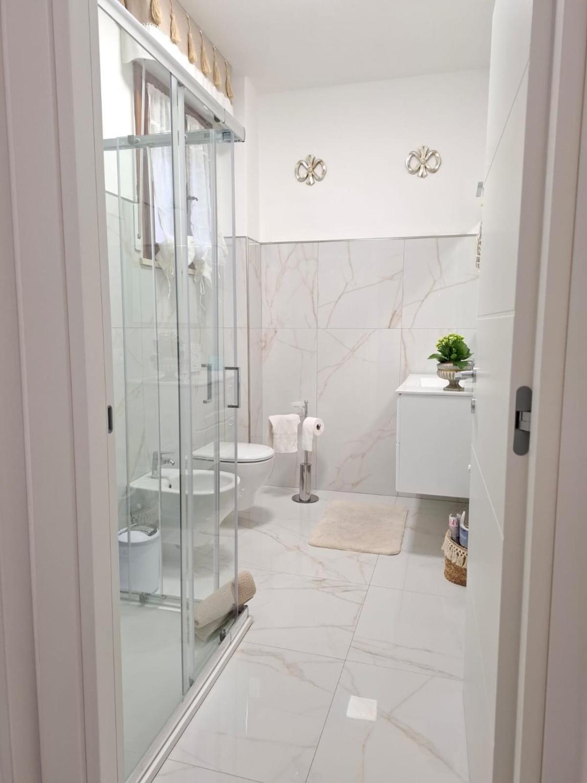 מרינה די פיזה Casa Del Sole Apartments With Garden מראה חיצוני תמונה